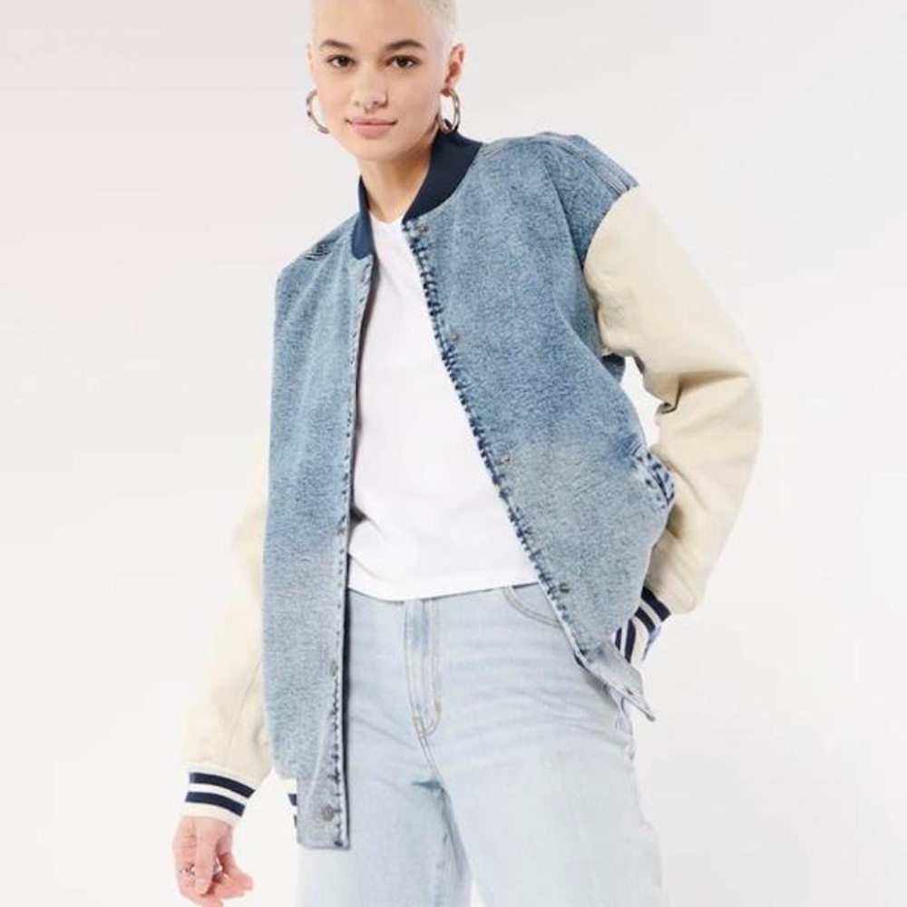Hollister woman’s denim varsity bomber jacket size medium